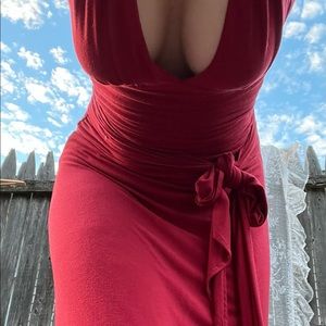 BCBGMAXAZRIA, deep V red maxi dress, super flowy and flattering